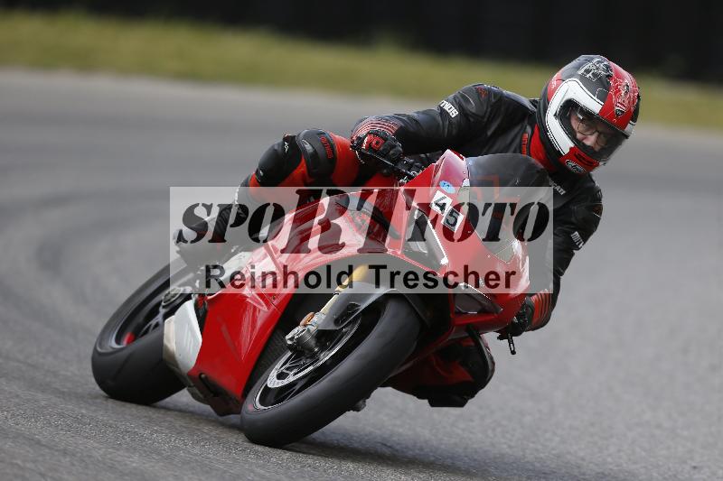 /19 26.05.2025 FREERIDE Training ADR/Gruppe M/45